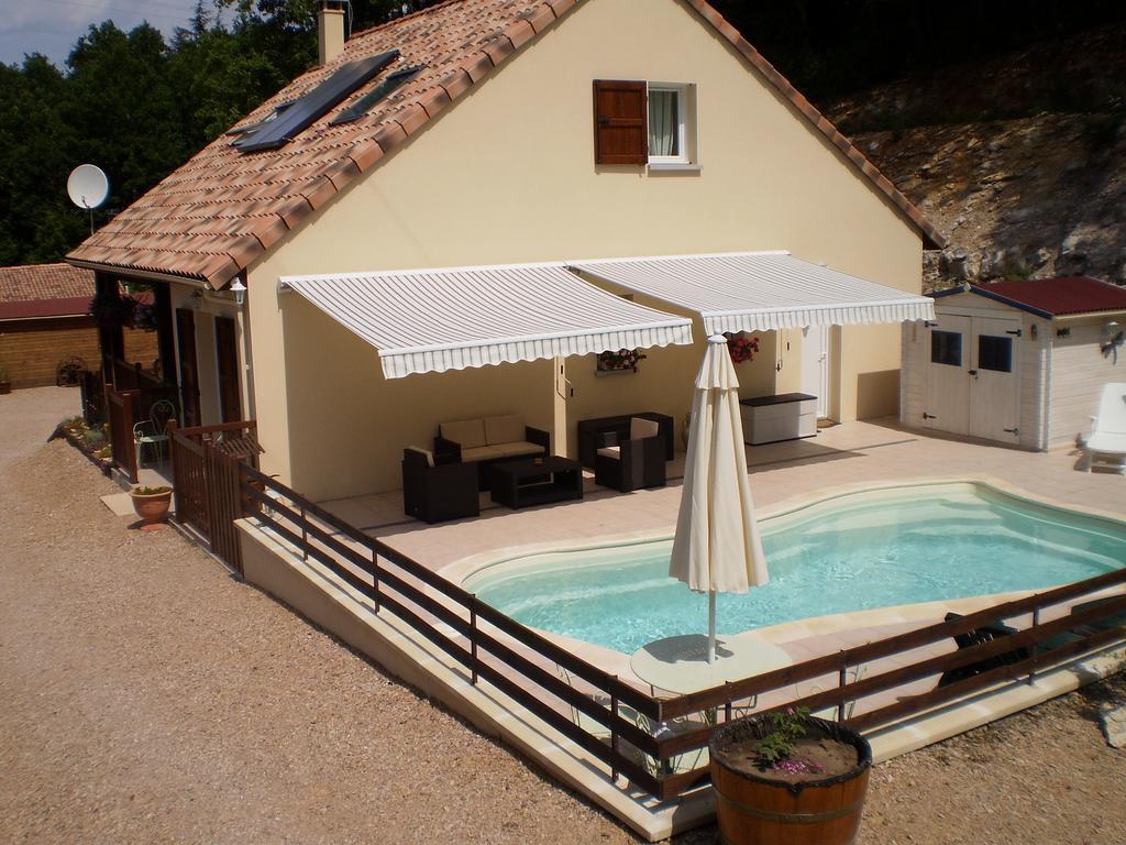 Les Roziers - Roulotte Bed & Breakfast Bagnac Exterior photo